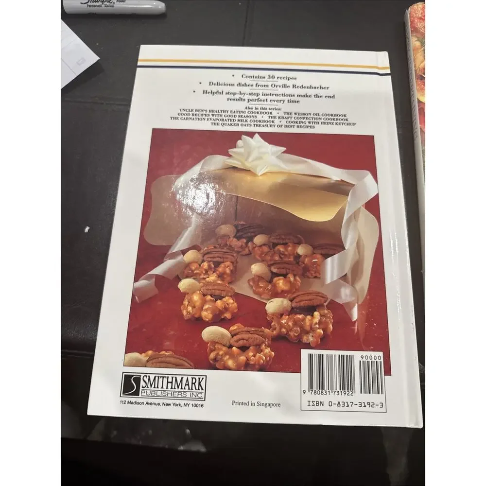 Lot Of 2 Cookbooks For entertaining Redenbacher’s popcorn & party entertaining